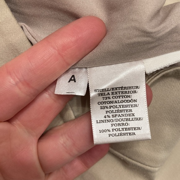 Ann Taylor Khaki Colored Pencil Skirt, Size 2P, Fully Lined, Excellent Condition - Picture 3 of 10